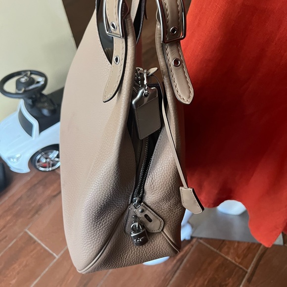 NWOT Coach 1941 Cass Hobo - Picture 2 of 7